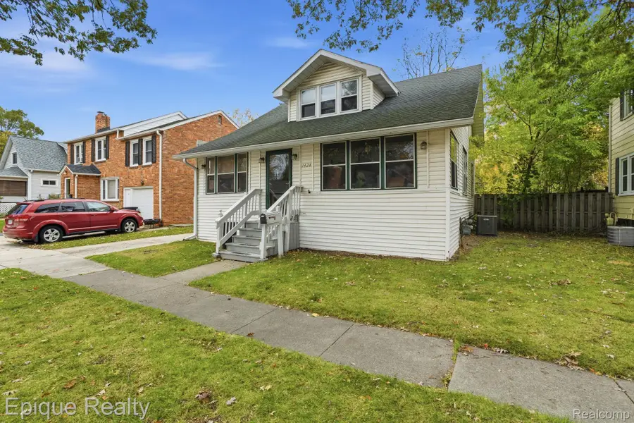 1424 19th Street, Port Huron, MI 48060 - #3