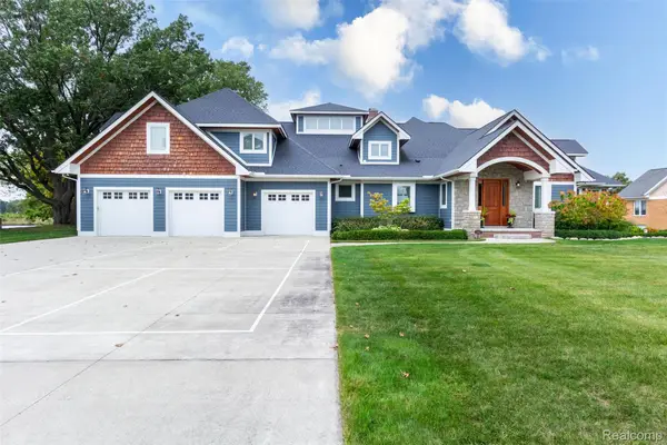 302 Tanview Drive, Oxford, MI 48371