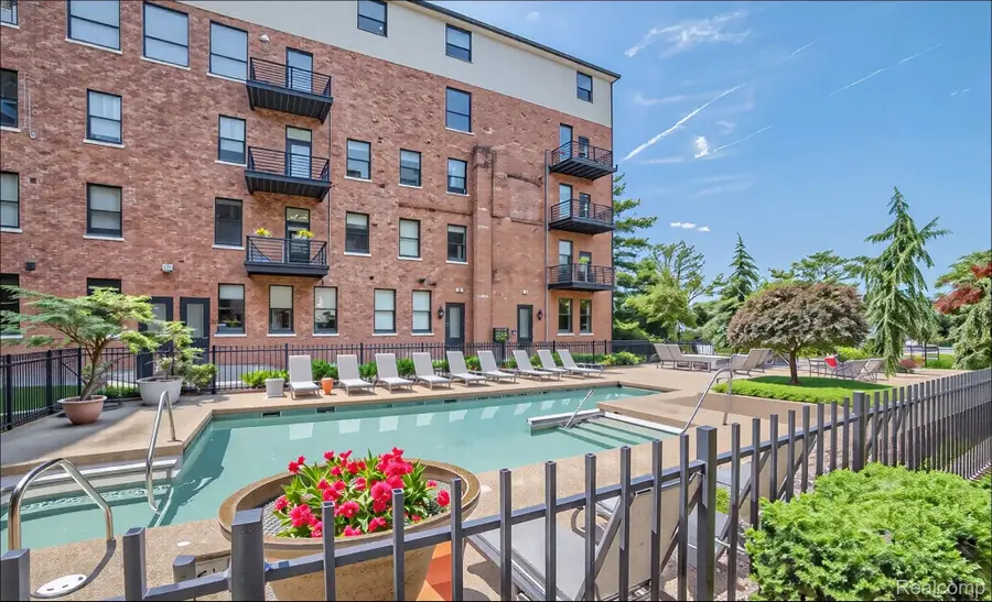 6533 E Jefferson Avenue #212W, Detroit, MI 48207 - #2
