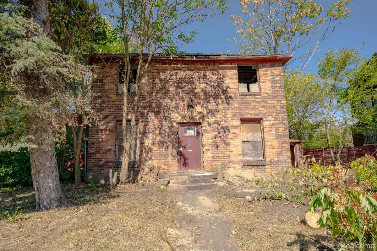 300 W Nevada Street, Detroit, MI 48203 - #1