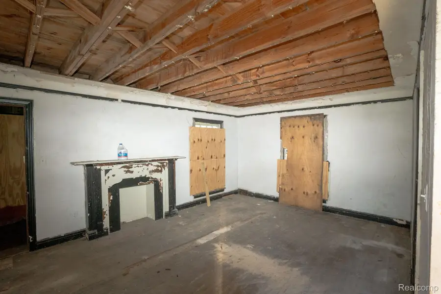300 W Nevada Street, Detroit, MI 48203 - #3