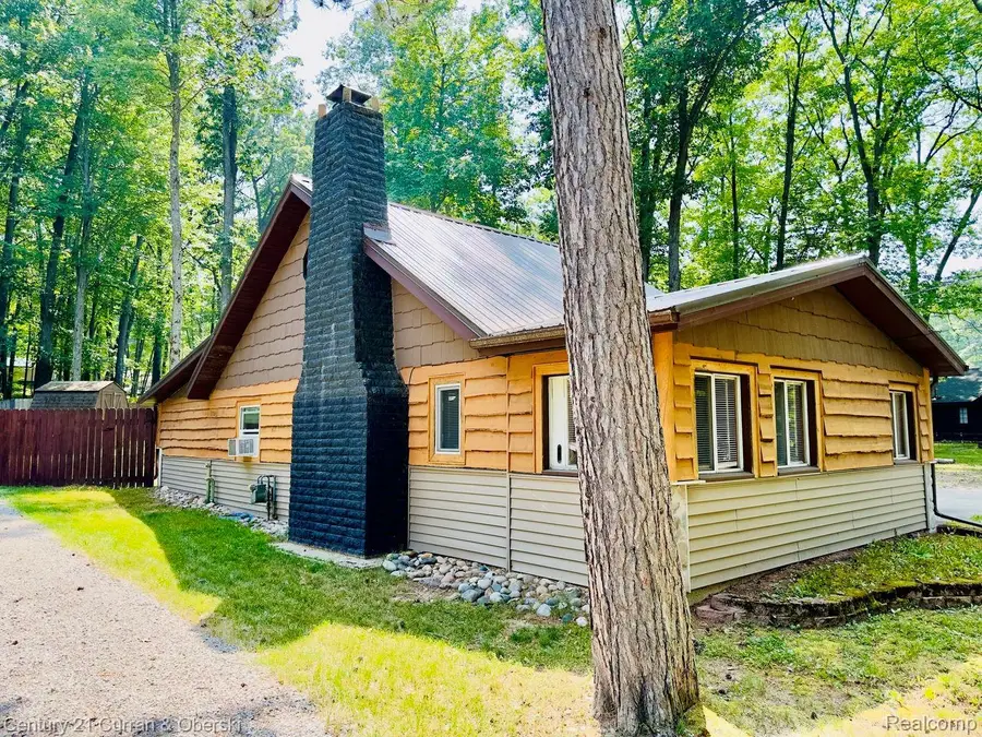 111 Petoskey Drive, Roscommon, MI 48653 - #3