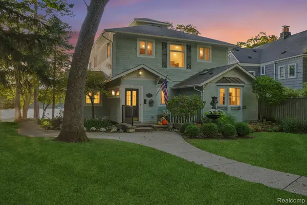 4123 Windiate Park Drive, Waterford, MI 48329