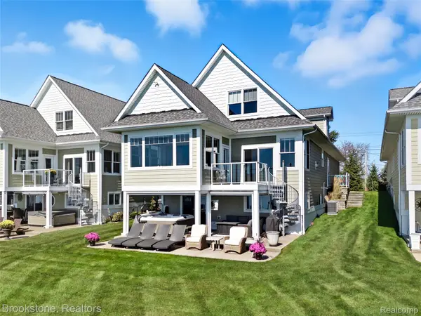 10049 Dixie Highway, FairHaven, MI 48023