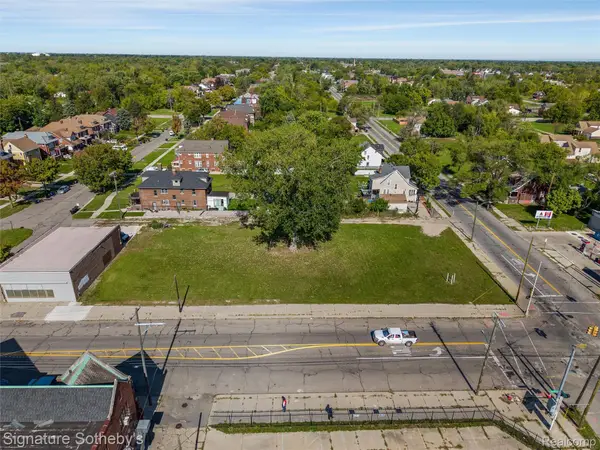 14345 Kercheval Street, Detroit, MI 48215