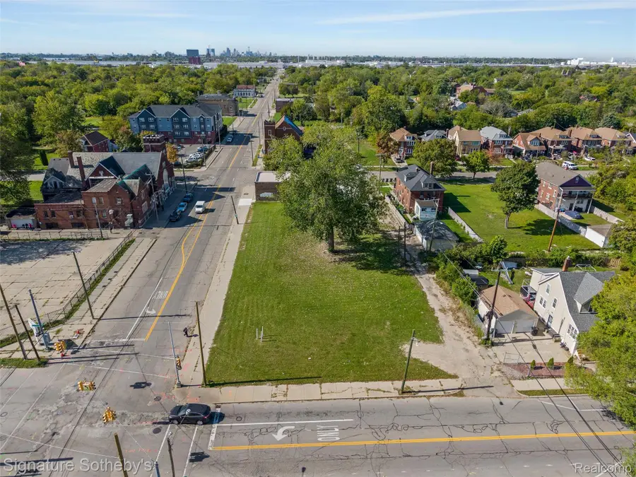 14345 Kercheval Street, Detroit, MI 48215 - #3