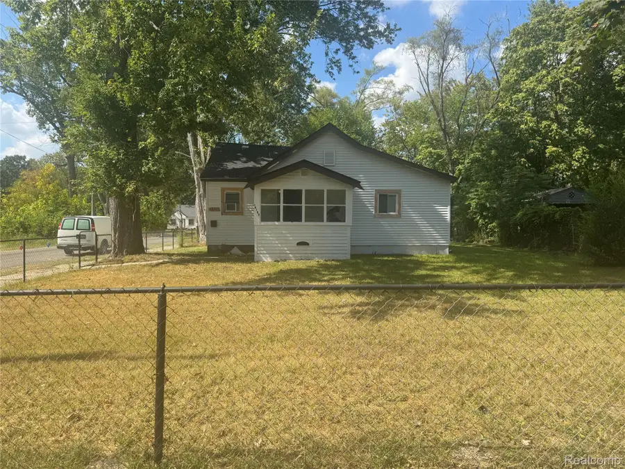 18103 Kentfield Street, Detroit, MI 48219 - #2