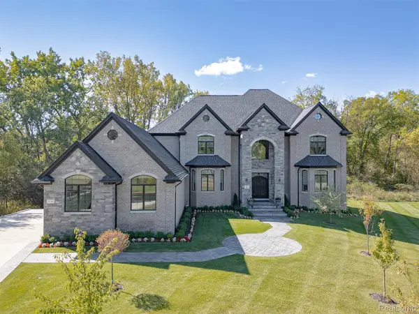 3118 Hickory Lawn Road, RochesterHills, MI 48307