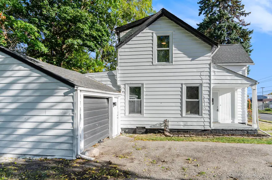11 S Gratiot Avenue, Mount Clemens, MI 48043 - #3