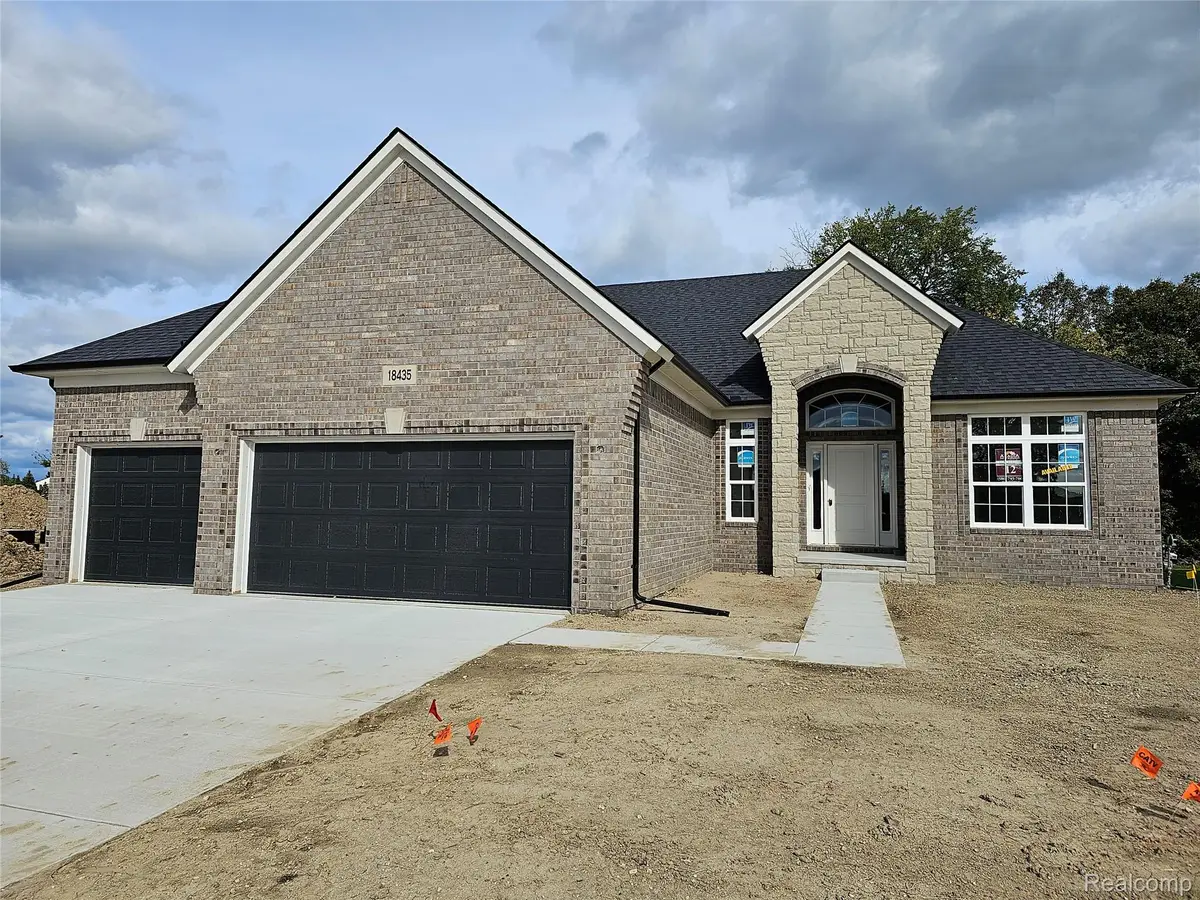 50573 Mistwood Drive, Macomb, MI 48042 - #1