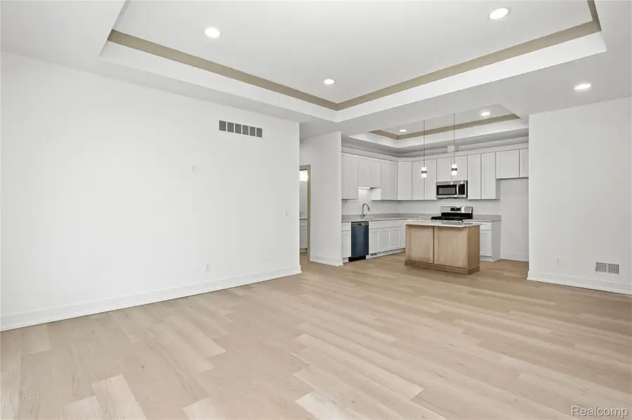 21963 Deer Brook Dr Drive #1, Southfield, MI 48075 - #3