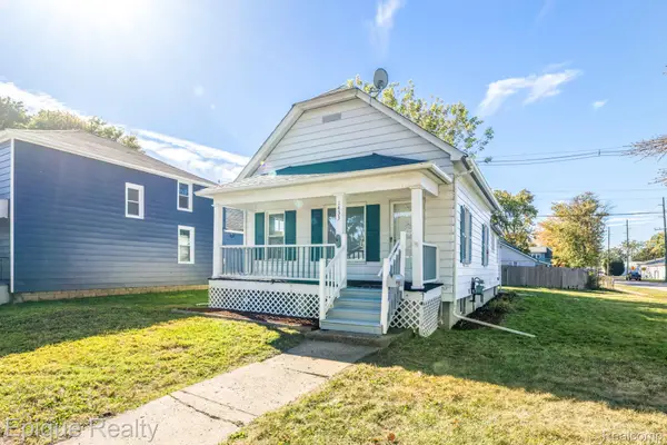 1433 Poplar Street, PortHuron, MI 48060