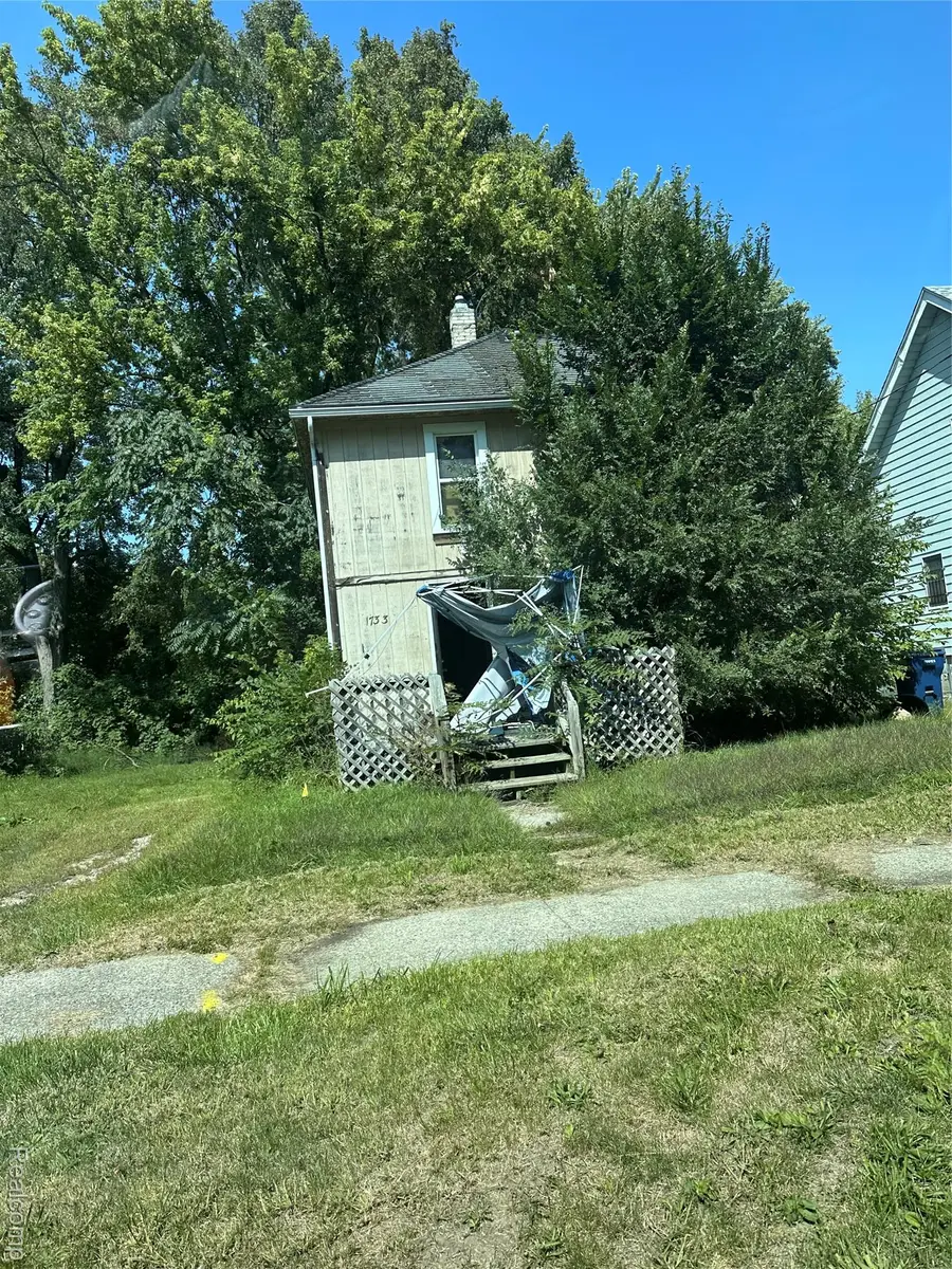 1733 Oklahoma Avenue, Flint, MI 48506 - #3