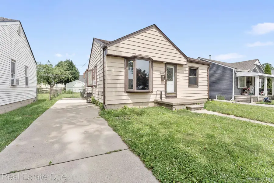 1840 Morris Avenue, Lincoln Park, MI 48146 - #2