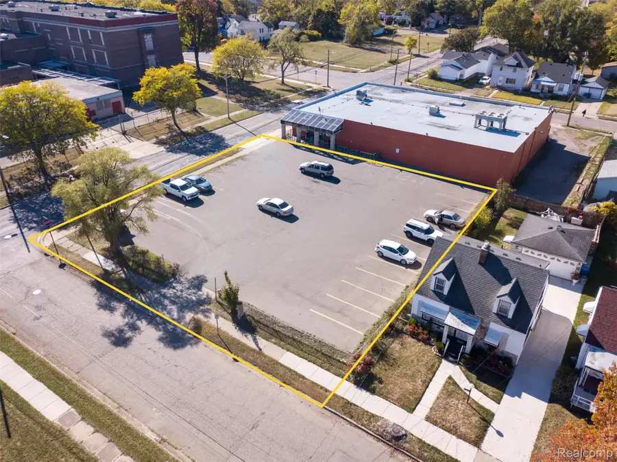 0000 N Ardmore, Pontiac, MI 48342 - #2