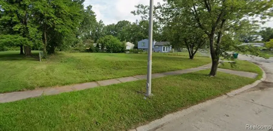15350 Woodmont Street, Romulus, MI 48174 - #2