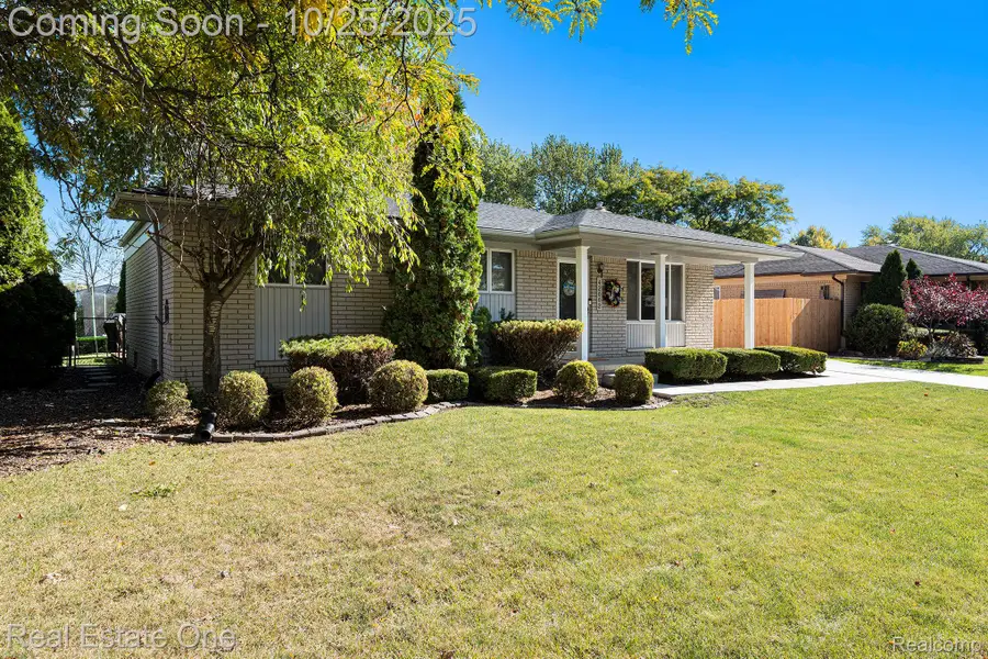 42002 Coulon Drive, Clinton, MI 48038 - #2