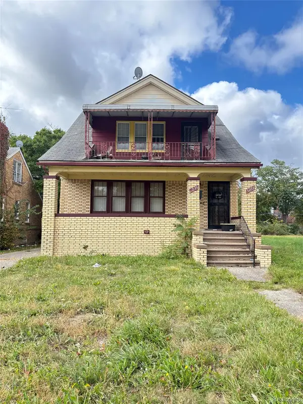 5235 Chalmers Street E, Detroit, MI 48213