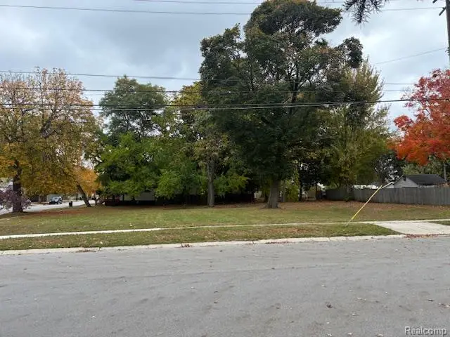 738 Bancroft Street, Port Huron, MI 48060 - #3