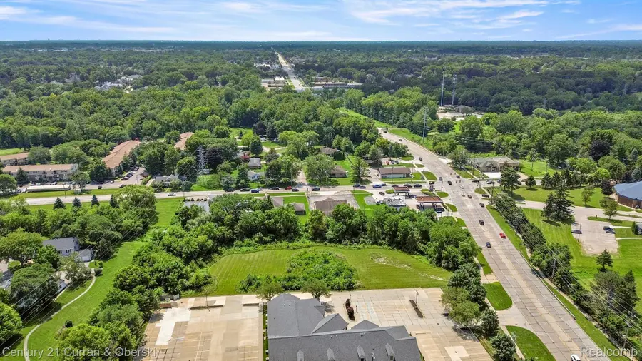 38500 Garfield Road, Clinton Township, MI 48038 - #3
