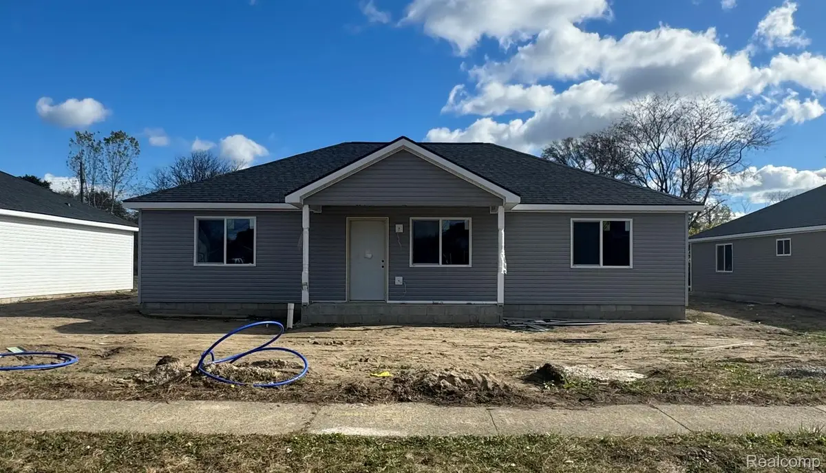 23270 Wellington Avenue, Warren, MI 48089 - #1