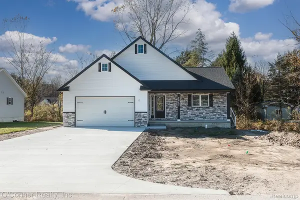 2047 Edward Lane East, SmithsCreek, MI 48074