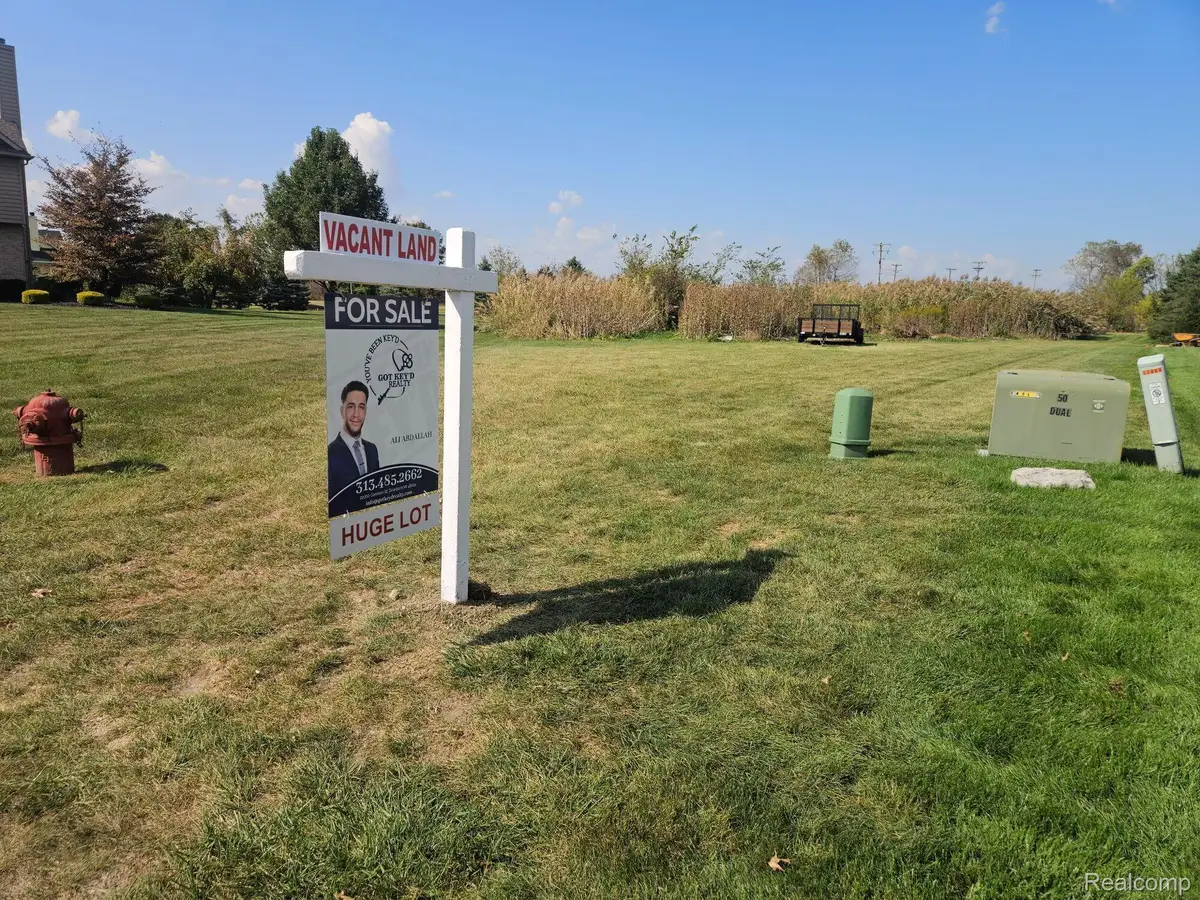 37870 Cottonwood Court, New Boston, MI 48164 - #1