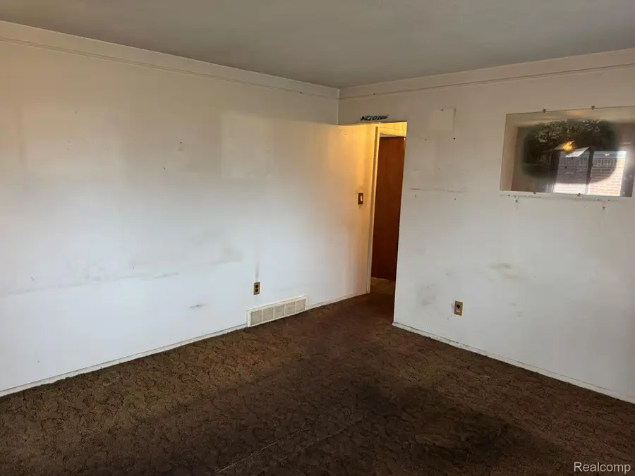 17970 S Wind Drive, Fraser, MI 48026 - #3
