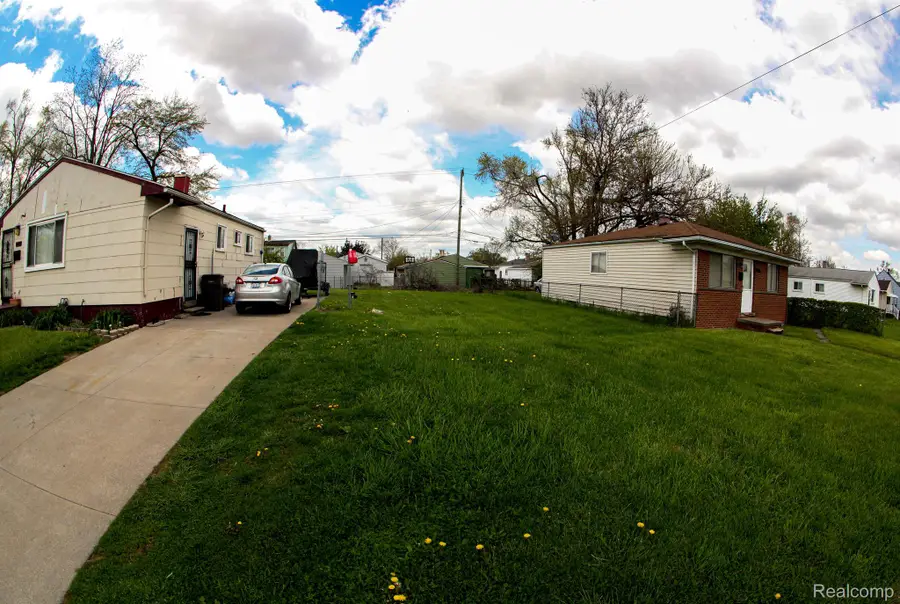 3982 9th Street, Ecorse, MI 48229 - #3