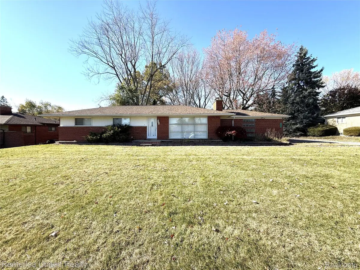28231 Farmington Road, Farmington Hills, MI 48334 - #1