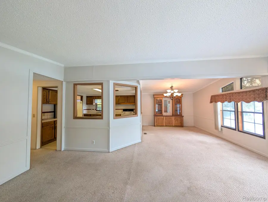 3072 E Bay Drive, Fenton, MI 48430 - #3