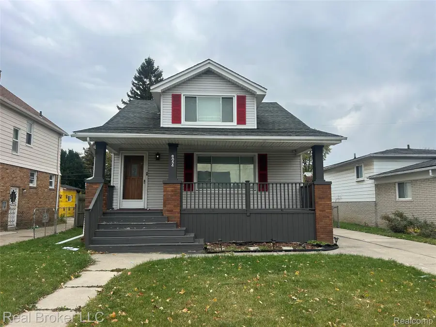 8054 Potomac, Center Line, MI 48015 - #2