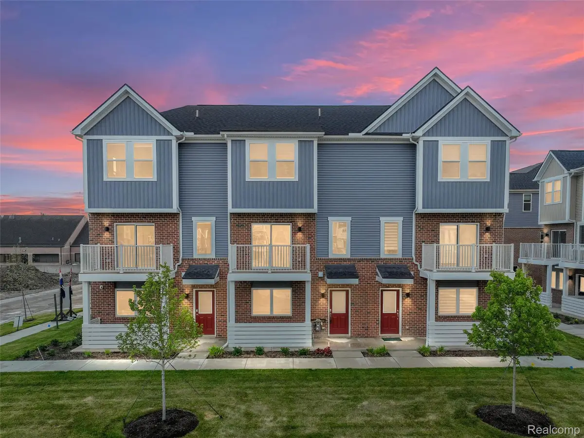 822 Huntley Lane, Troy, MI 48085 - #1