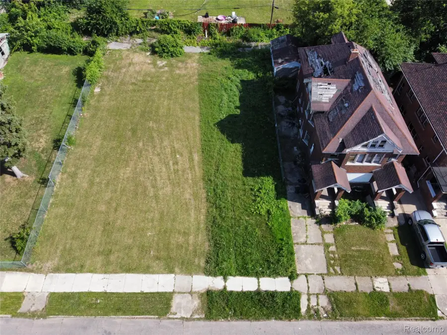 67 Pilgrim Street, Highland Park, MI 48203 - #2