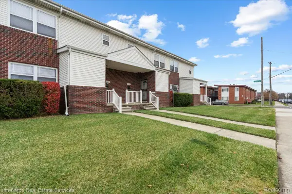 3387 Ewald Circle, Detroit, MI 48238