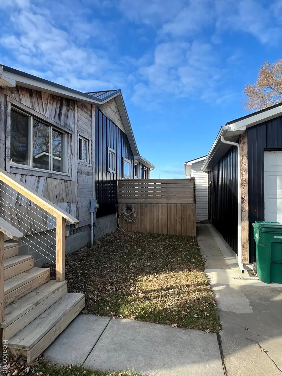 35754 Erie Drive, Brownstown, MI 48173 - #2