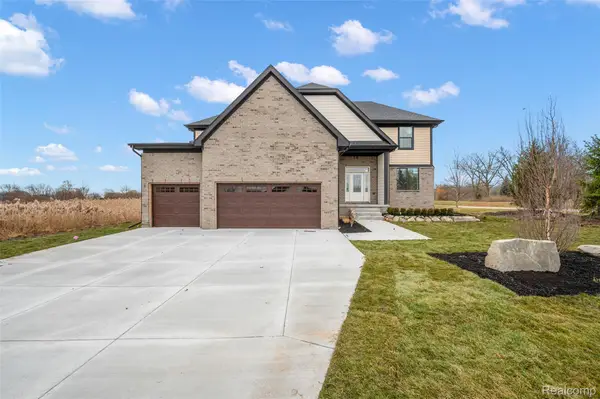 29700 Red Fox Lane, Chesterfield, MI 48047