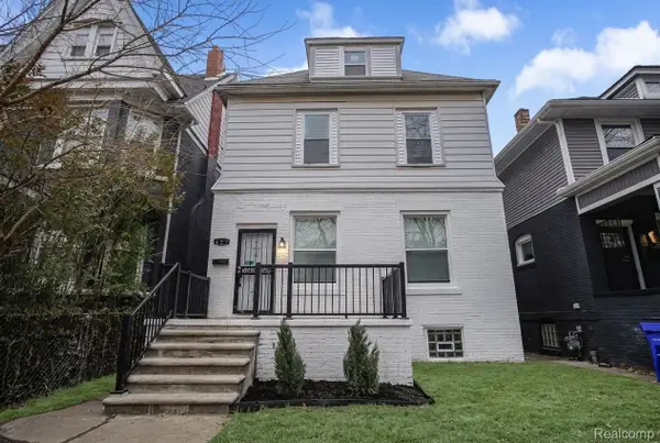 427 Melbourne, Detroit, MI 48202