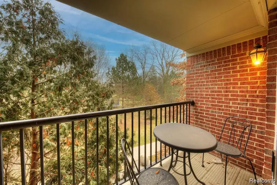 137 Village Way, Canton, MI 48188 - #2