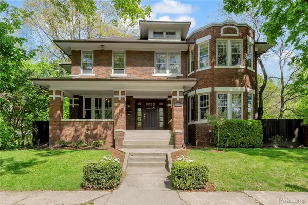 658 Longfellow Street, Detroit, MI 48202