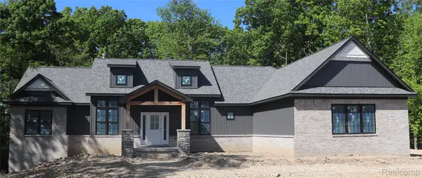 7877 Donegal Court, Fenton, MI 48430