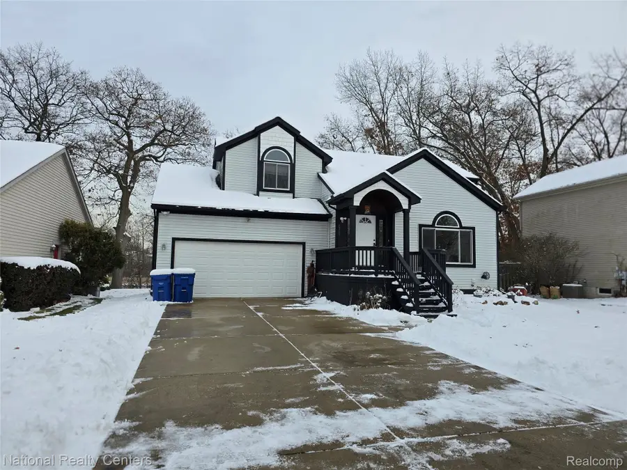 2727 Riverside Drive, Waterford, MI 48329 - #2
