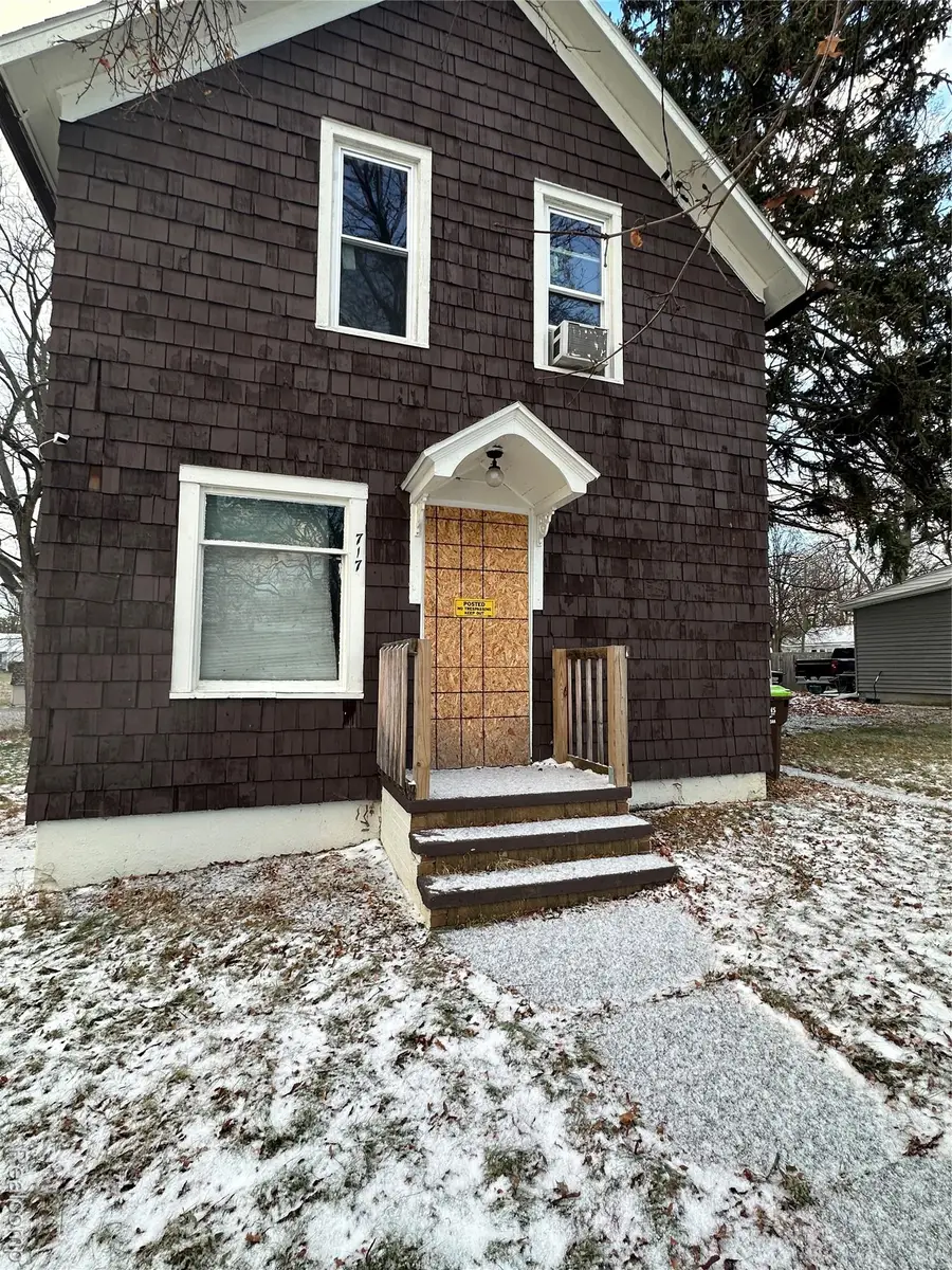717 Bristol Street, Adrian, MI 49221 - #3