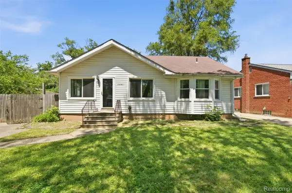 28640 Oakwood Street, Inkster, MI 48141