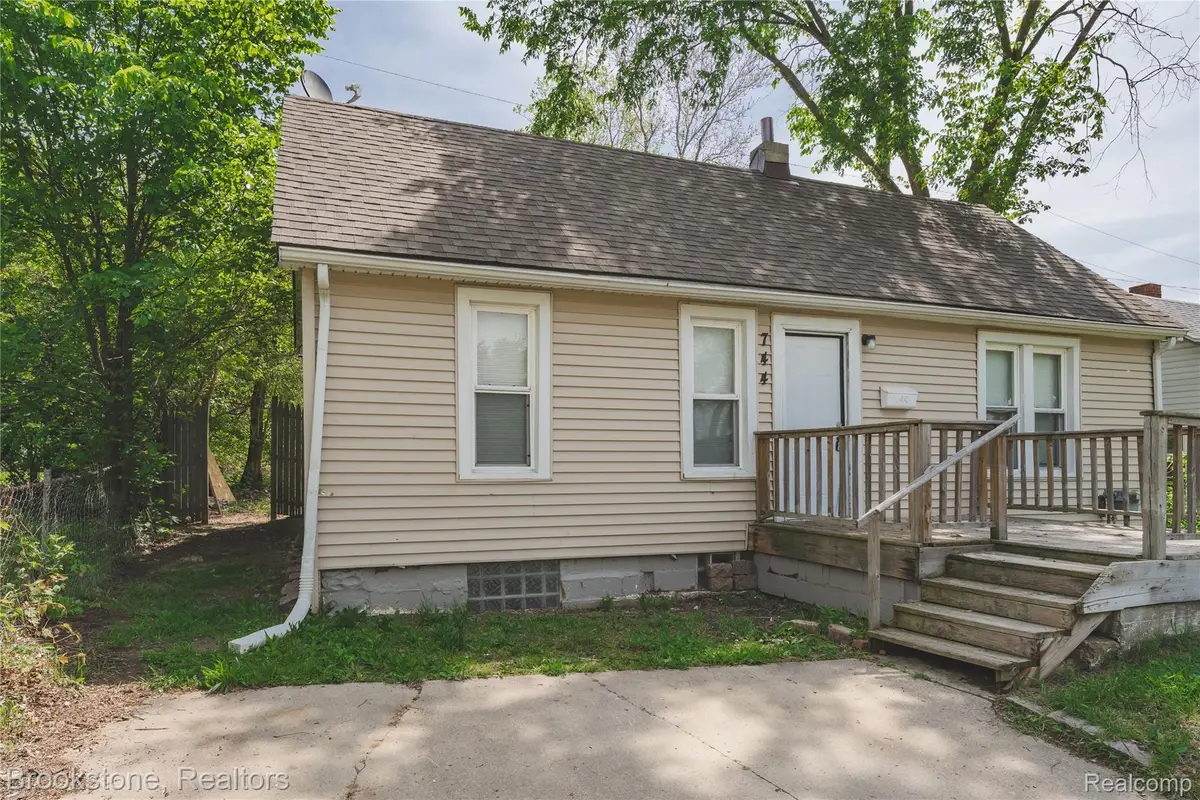 744 Saint Clair Street, Pontiac, MI 48340 - #1