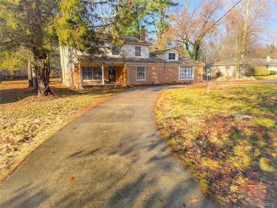 21875 Beech Road, Southfield, MI 48033 - #2
