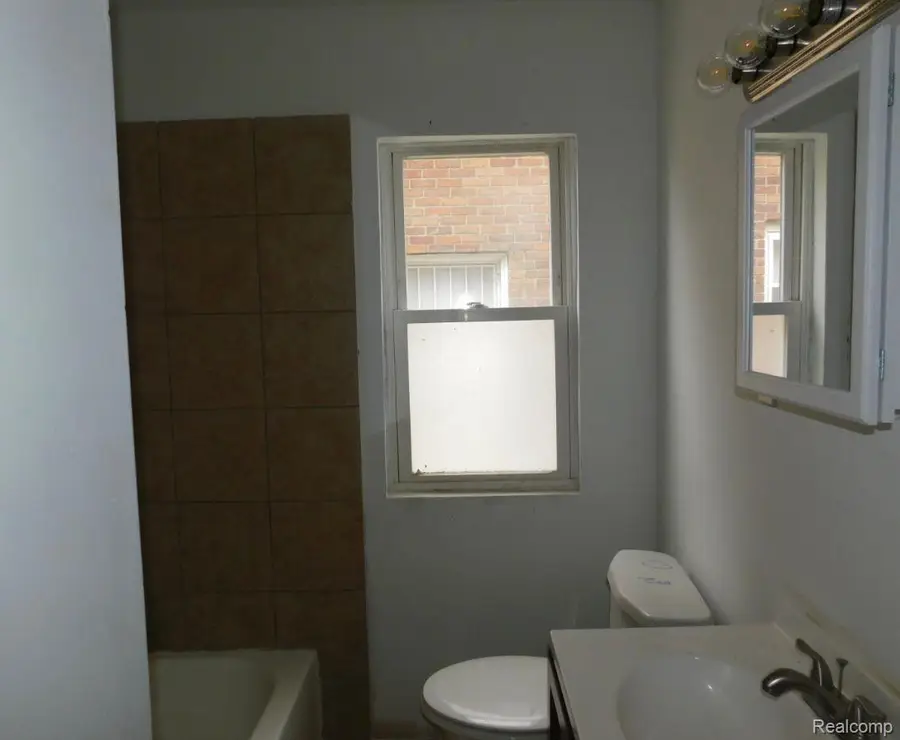 13674 Wadsworth Street, Detroit, MI 48227 - #2