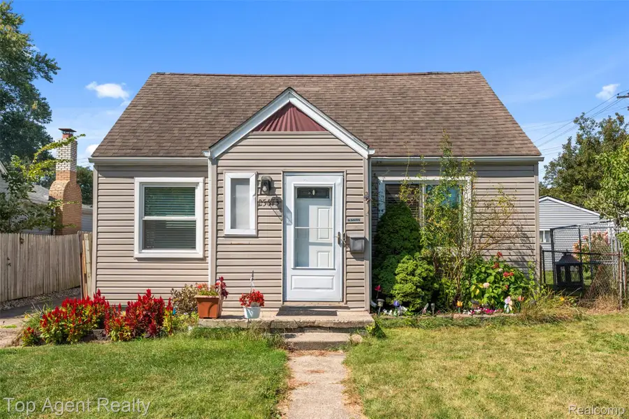 25673 Ford Street, Roseville, MI 48066 - #2