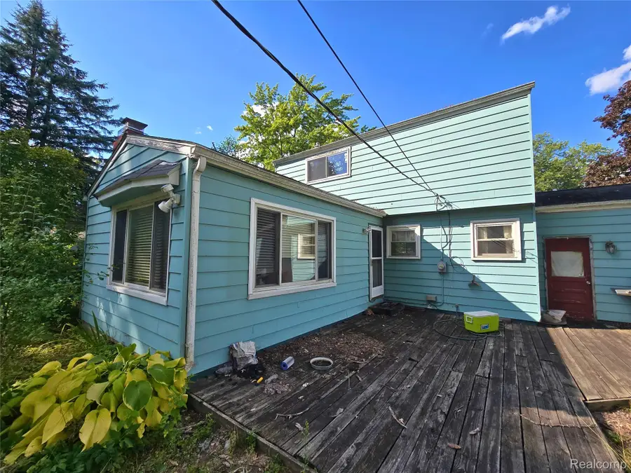 5969 Pleasant Drive, Waterford, MI 48329 - #2
