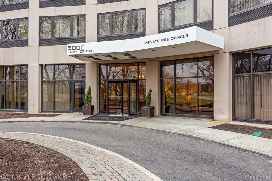 5000 Town Center #1704, Southfield, MI 48075 - #2